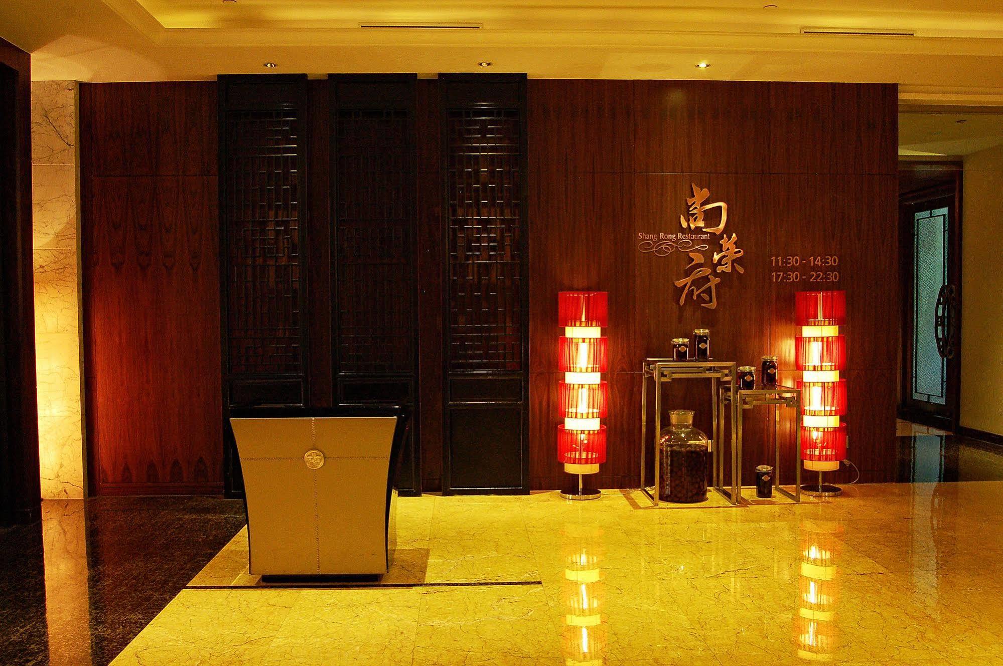 Wyndham Grand Plaza Royale Oriental Shanghai Eksteriør bilde